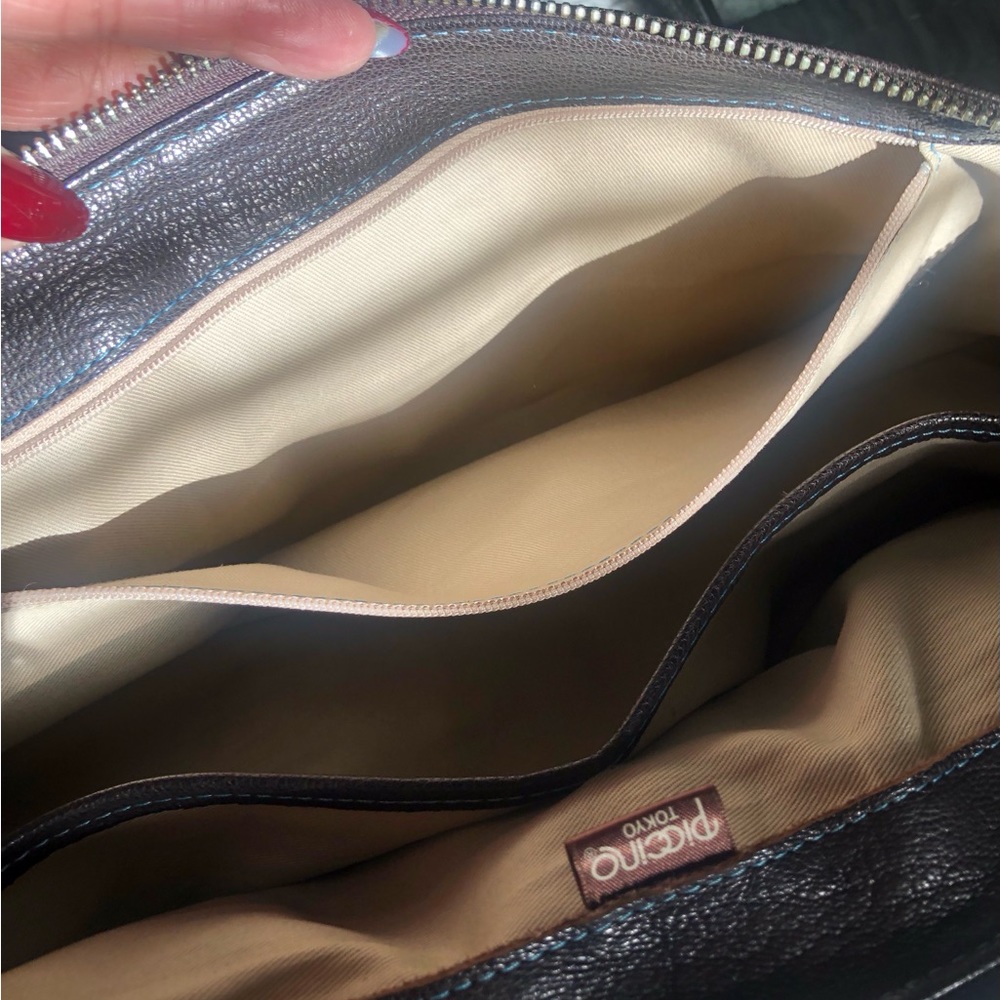 Puccino Tokyo Genuine Leather Bag - Picture 12 of 12